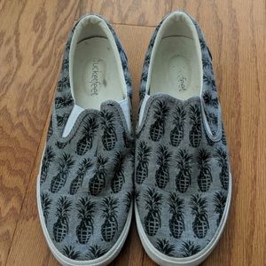 Bucket Feet pineapple slip-ons